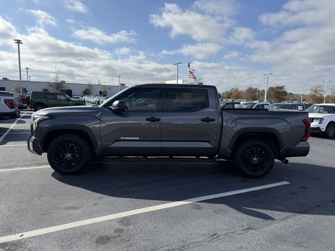 Used 2022 Toyota Tundra SR5 image 4