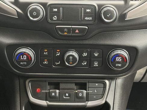 Used 2023 GMC Terrain AT4 w/ Infotainment Package II AWD/4WD image 23