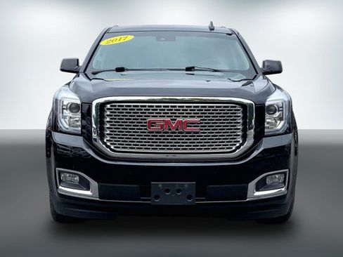 Used 2017 GMC Yukon XL Denali w/ Open Road Package AWD/4WD image 2