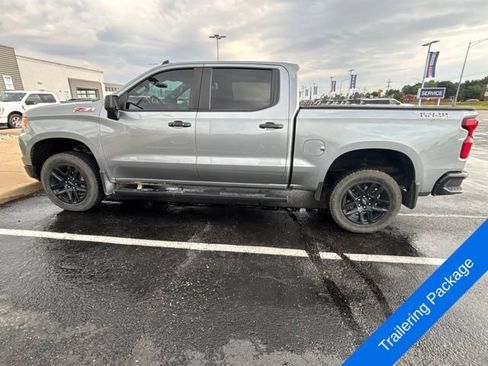 Used 2025 Chevrolet Silverado 1500 LT Trail Boss w/ Convenience Package II AWD/4WD image 9