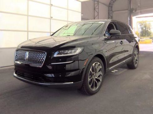 Used 2023 Lincoln Nautilus Reserve w/ Luxury Package AWD/4WD image 1