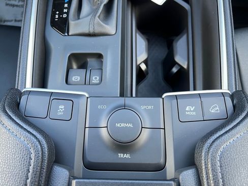 New 2026 Toyota Grand Highlander AWD Hybrid image 28