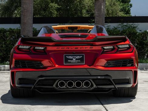 Used 2023 Chevrolet Corvette Z06 w/ Stealth Interior Trim Package RWD image 7