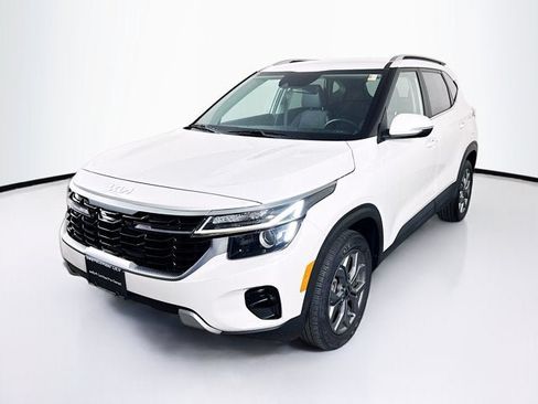 Certified 2024 Kia Seltos S AWD/4WD image 1