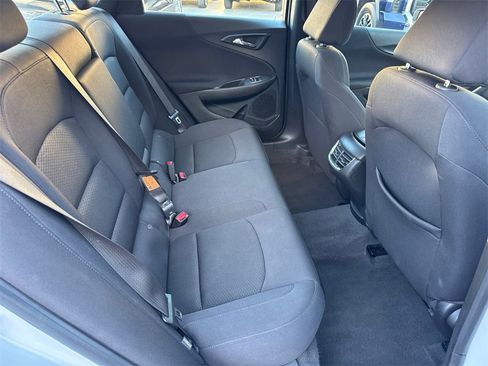 Used 2023 Chevrolet Malibu LT image 18