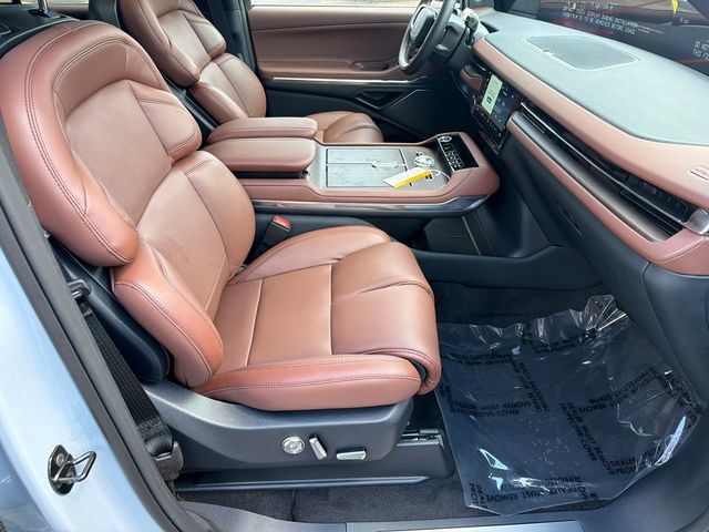 New 2027 Lincoln Navigator L Reserve AWD/4WD image 14