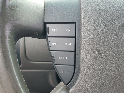 Used 2008 Ford Taurus SEL FWD image 15