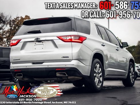 Used 2018 Chevrolet Traverse Premier w/ Driver Confidence II Package image 4