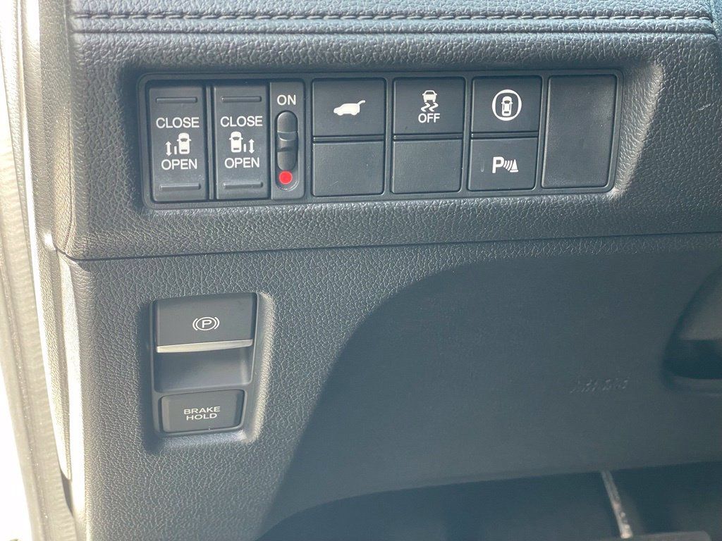 Used 2024 Honda Odyssey Touring image 16