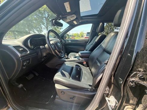 Used 2021 Jeep Grand Cherokee Limited AWD/4WD image 16