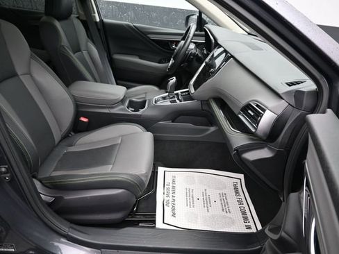 Used 2025 Subaru Outback Onyx Edition image 9
