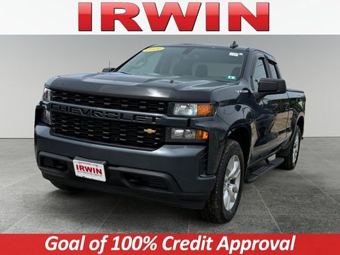Used 2019 Chevrolet Silverado 1500 Custom w/ Custom Value Package AWD/4WD image 8