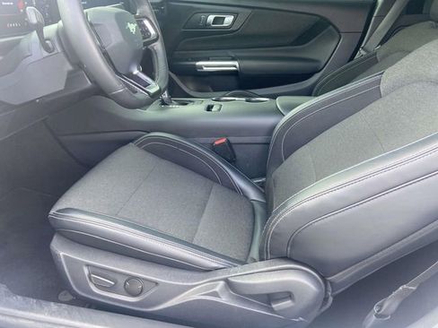 Used 2024 Ford Mustang Coupe image 10