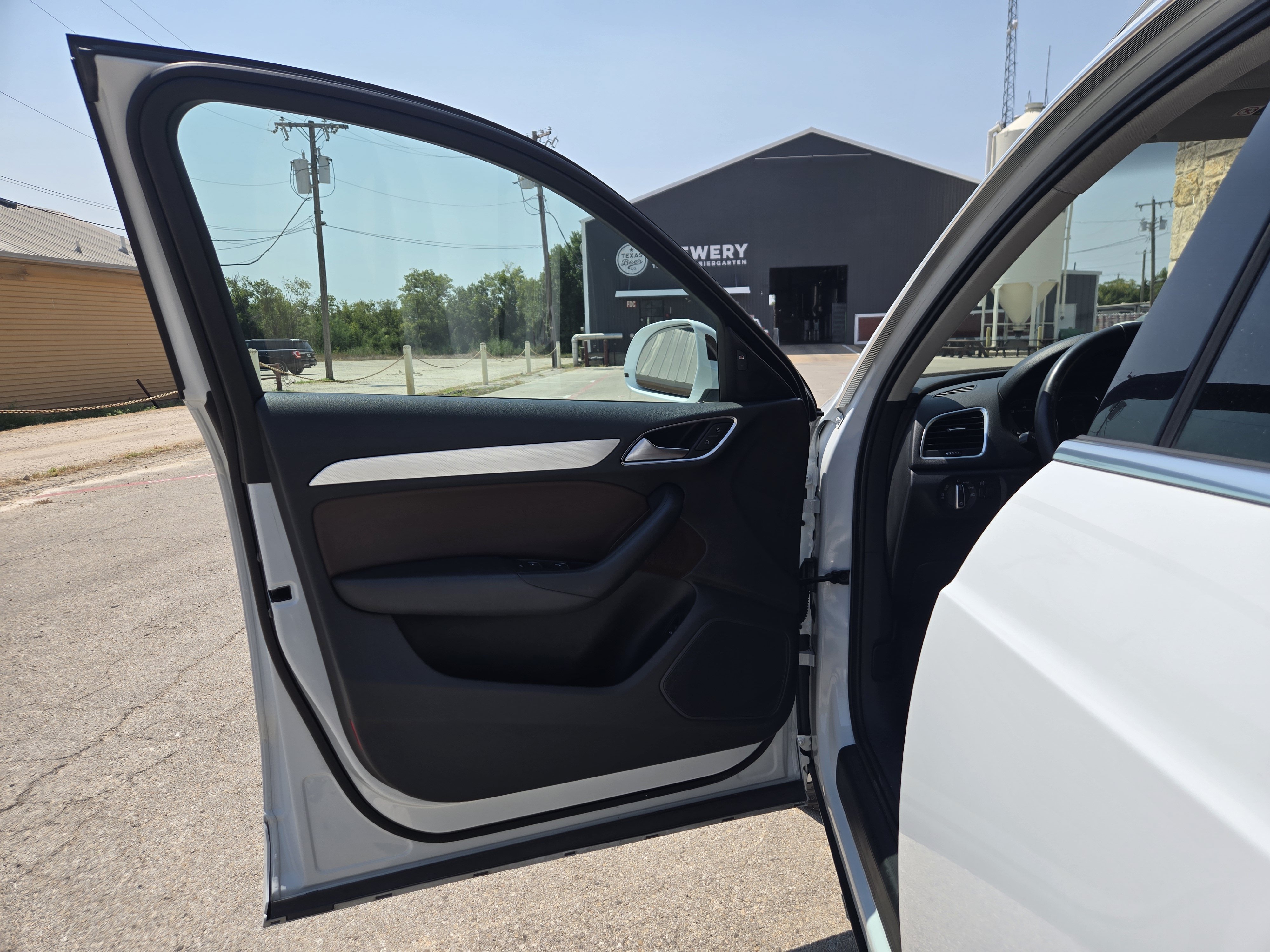 Used 2015 Audi Q3 2.0T Premium Plus AWD/4WD image 4
