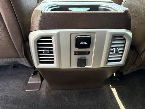 Used 2015 Ford F150 King Ranch w/ Equipment Group 601A Luxury AWD/4WD image 20