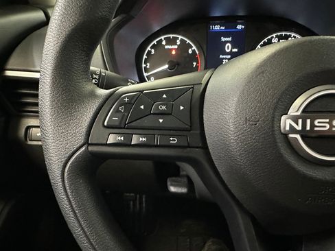 Used 2023 Nissan Altima 2.5 S image 9