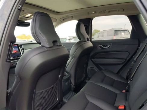 Used 2025 Volvo XC60 T8 Plus w/ Protection Package Premier image 15