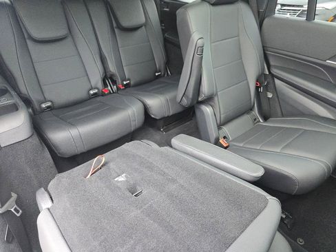 Certified 2023 Mercedes-Benz GLS 450 4MATIC image 23