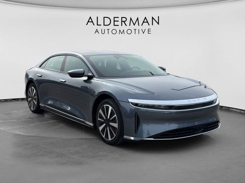 Used 2024 Lucid Air Pure RWD image 7