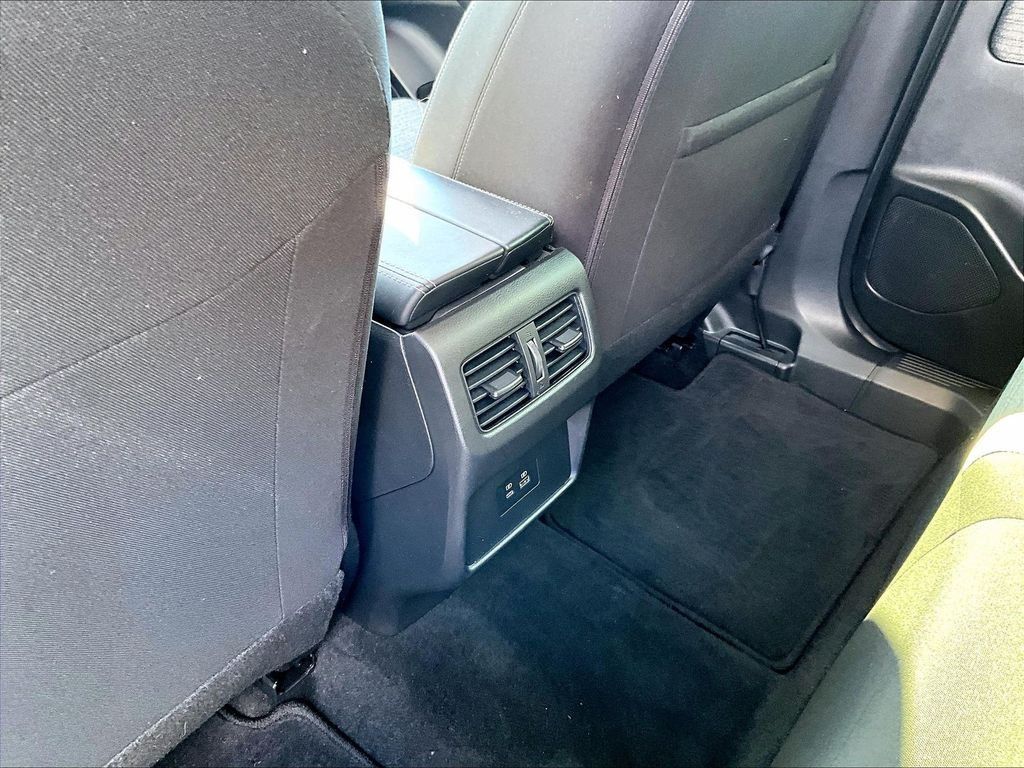 Certified 2023 Nissan Rogue SV AWD/4WD image 27