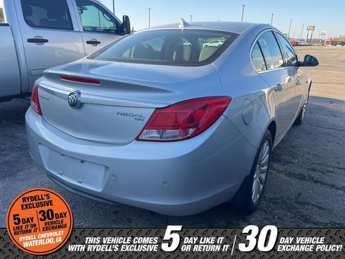 Used 2011 Buick Regal CXL w/ RL3 Preferred Equipment Group image 2