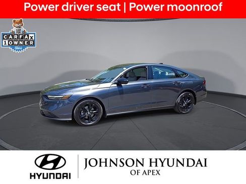Used 2025 Honda Accord SE image 4