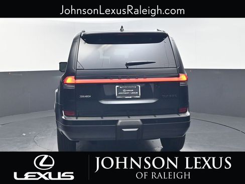 New 2026 Lexus GX 550 AWD/4WD image 8