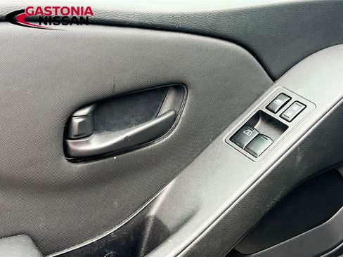 Used 2024 Nissan Frontier S image 21