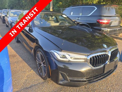 Used 2023 BMW 530e xDrive w/ Premium Package AWD/4WD image 5