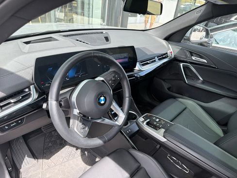 Used 2025 BMW X2 xDrive28i w/ Technology Package AWD/4WD image 10