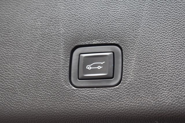 Used 2018 Chevrolet Traverse Premier AWD/4WD image 23