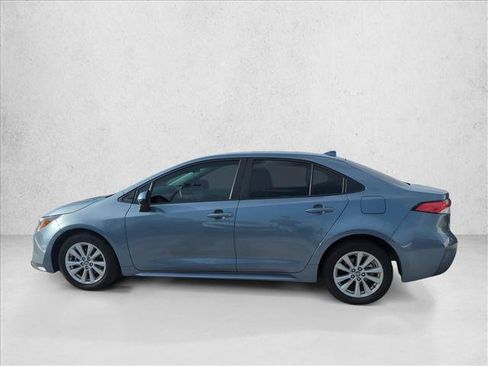 Certified 2024 Toyota Corolla LE w/ LE Convenience Package FWD image 5