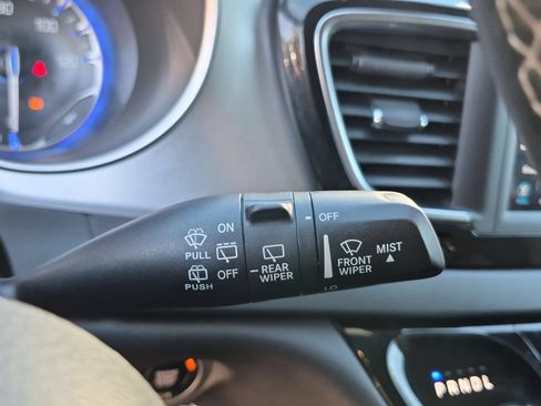 Used 2019 Chrysler Pacifica Touring Plus w/ S Appearance Package FWD image 22