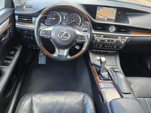 Used 2016 Lexus ES 350 image 11