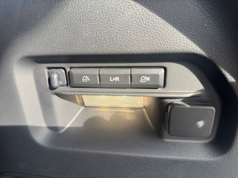 New 2026 Ford Explorer Tremor image 23