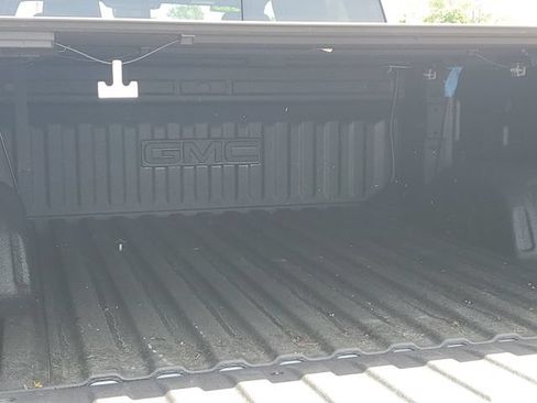 Used 2025 GMC Sierra 1500 Denali Ultimate AWD/4WD image 32