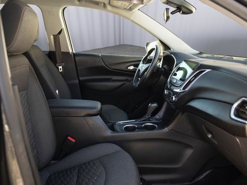 Used 2020 Chevrolet Equinox LT image 16