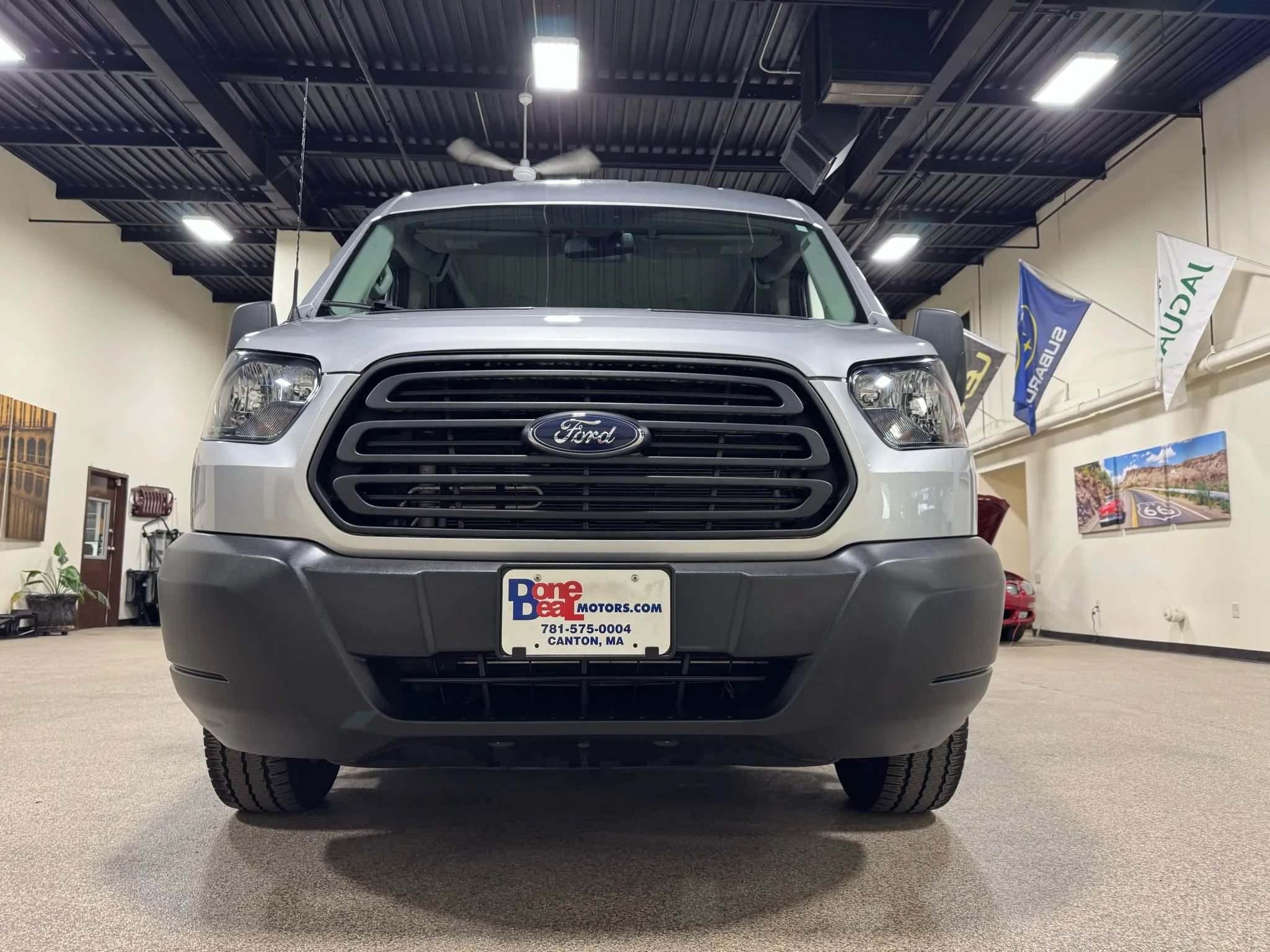 Used 2019 Ford Transit 250 148 Medium Roof RWD image 15