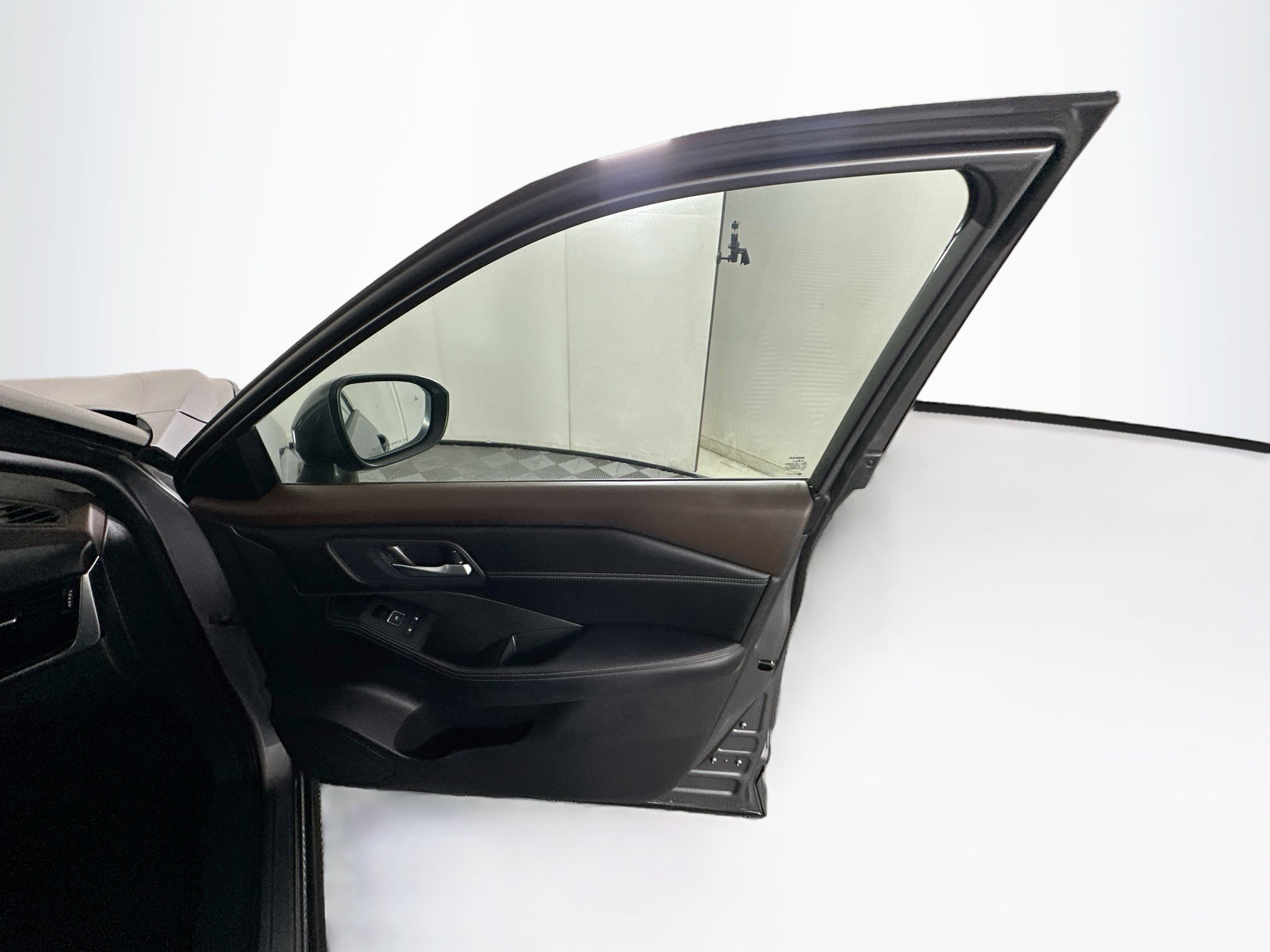 Used 2023 Nissan Rogue SL w/ SL Premium Package FWD image 33