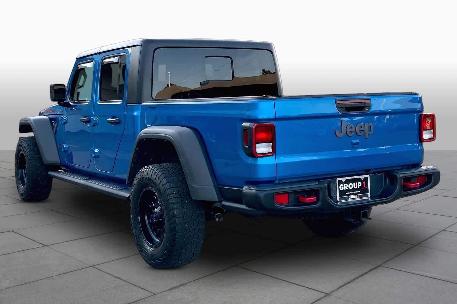 Used 2021 Jeep Gladiator Rubicon w/ Trailer Tow Package AWD/4WD image 12