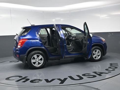 Used 2017 Chevrolet Trax LS w/ LPO, Protection Package image 24