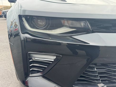 Used 2017 Chevrolet Camaro SS RWD image 3