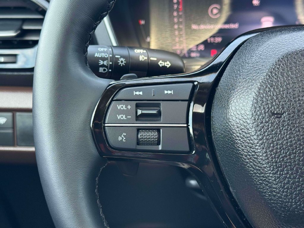 Used 2026 Honda Pilot Elite image 24