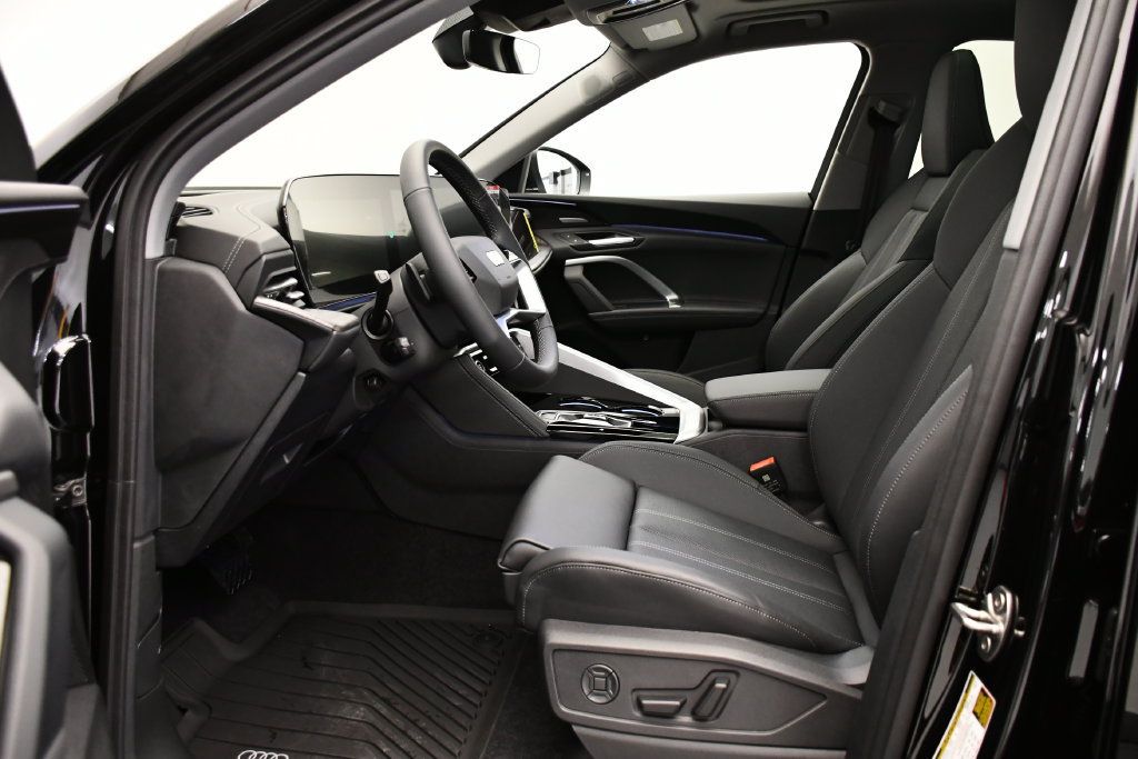 Used 2025 Audi Q5 Prestige AWD/4WD image 35