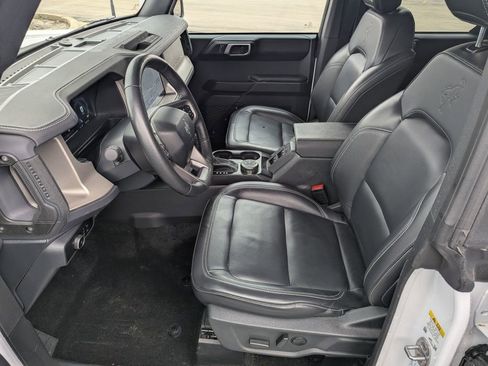 Used 2025 Ford Bronco Outer Banks AWD/4WD image 26