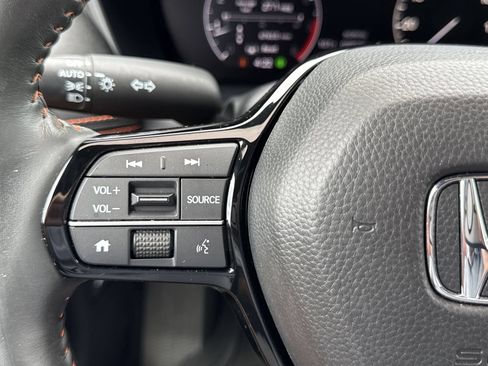 Used 2024 Honda HR-V Sport image 18