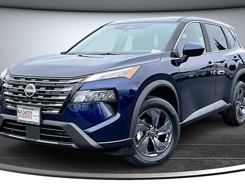 New 2026 Nissan Rogue SV image 2