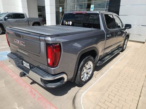 Used 2022 GMC Sierra 1500 SLT RWD image 3