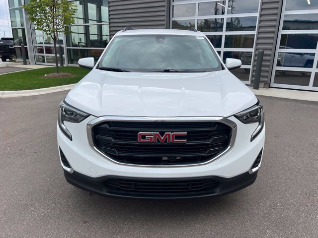 Used 2020 GMC Terrain SLE w/ Driver Convenience Package FWD image 2