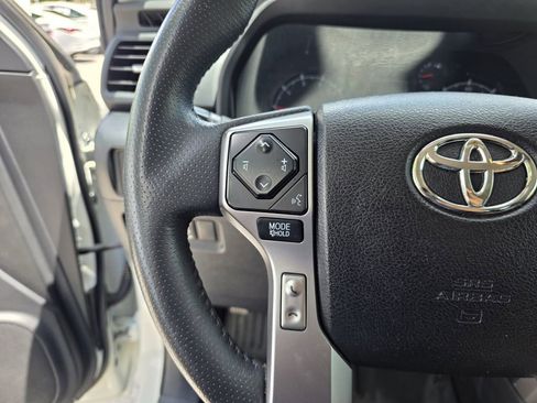 Used 2021 Toyota 4Runner SR5 AWD/4WD image 24